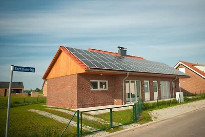 Vakantiehuis in Zierow met zeestrand