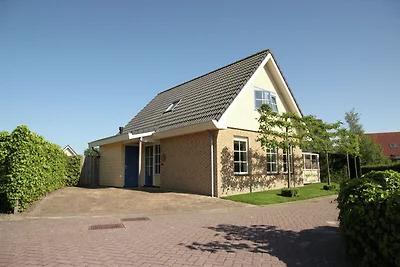 Schönes Ferienhaus in Schoorl, strandnah