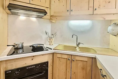 SCHÖNE 2 ZIMMER FÜR 4 PERSONEN IDEAL GELEGEN