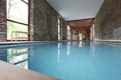 Gemütliches Ferienhaus in Wanze mit Sauna