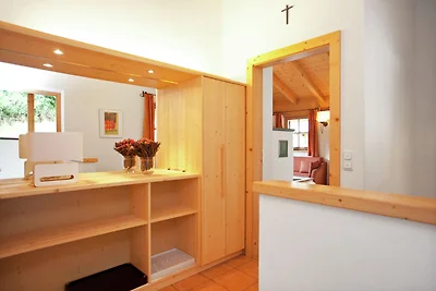 Ruhiges Chalet mit Pool in Wald im Pinzgau