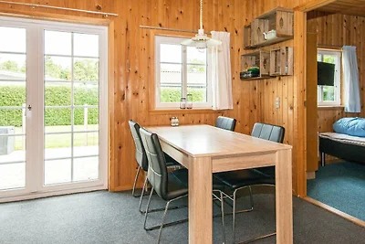 Rustieke Cottage nabij Kvie Lake-By Traum