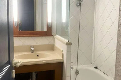 Appartement met zwembad vlakbij uitzicht op h...