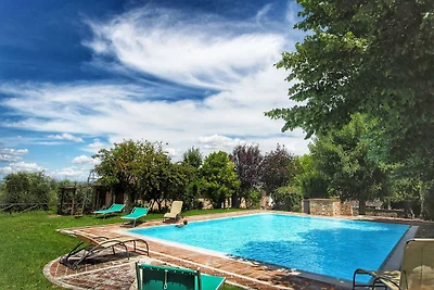 Bauernhofurlaub mit Schwimmbad im Chianti