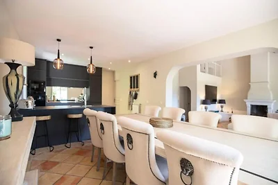 Häuser & Villen für 10 Personen