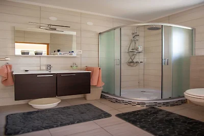 Apartments Slavek - One Bedroom Apartment wit...