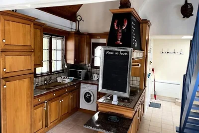 Residenzhaus im Stadtzentrum mit Parkplatz