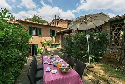 Ferienhaus in der Nהhe von Siena im Zentrum