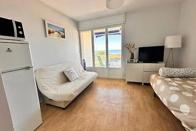 Wohnung in Grau du Roi mit Meerblick