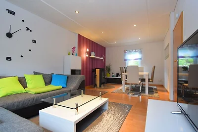Modernes Ferienhaus in Deifeld mit privatem...