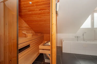 Lussuosa villa con carrello, idromassaggio, i...