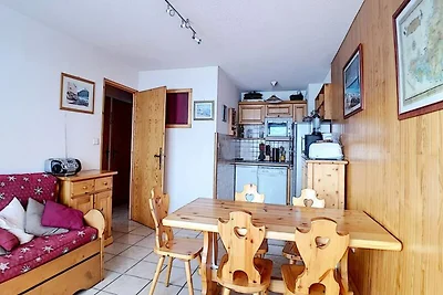 Geräumiges Apartment · Direkter Zugang zur Sk...