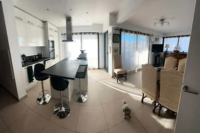 Apartment in Sanary in Strandnähe