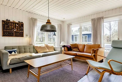 Familienfreundliche Hutte -- By Traum...