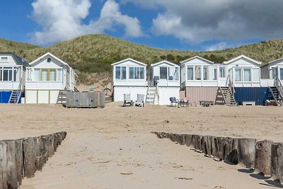 Schönes Strandhaus in Dishoek