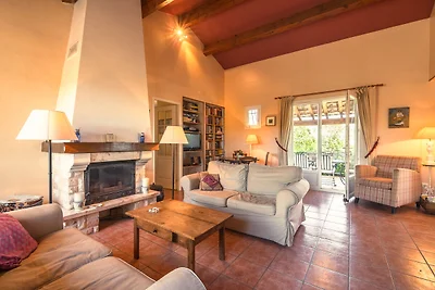Prächtige Villa mit Pool in Grimaud