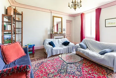 Schönes Schloss 25 Minuten von Bordeaux...