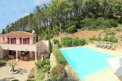 Exklusive Villa in Le Muy mit privatem Pool