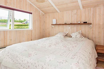 6 Personen Ferienhaus in Sjølund