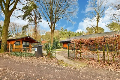 Ferienhaus aus Holz in Meijel mit privatem...