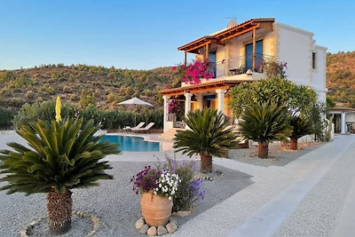 Rhodes Retreat met privézwembad
