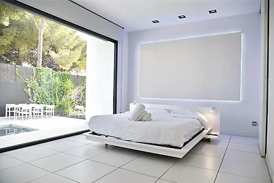 Moderne Villa mit Swimmingpool