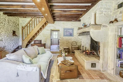 Burgundisches Bauernhaus in Talon mit Kamin