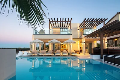 Group Beachside stay in Skaleta