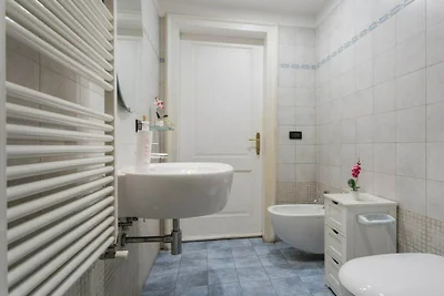 Carlo Alberto 18 - Carlo Alberto House
