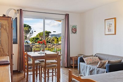 Appartement in Saint-Raphael met balkon