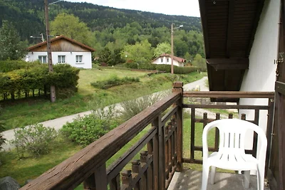 Villa con vista a Le Menil con giardino...