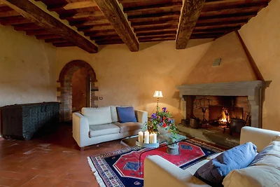 Bellissima villa con piscina a Cortona