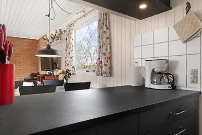 4 persoons vakantie huis in Aakirkeby-By...