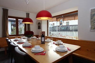 Geräumiges Chalet in Kirchberg mit Bergblick