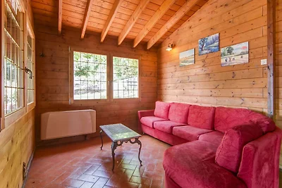 Hillside Villa mit Pool