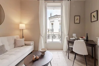 2P Renoviertes Herz von Cannes