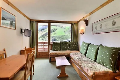 HELLE UND WARME WOHNUNG, MERIBEL LABEL