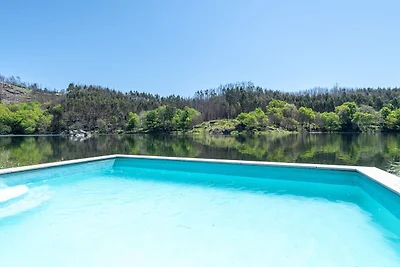 Villa a Treixedo con piscina