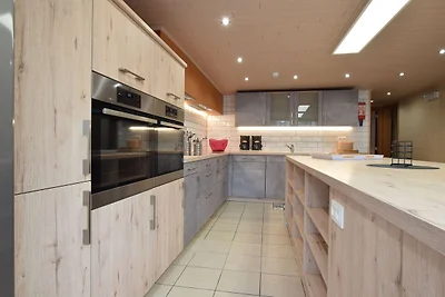 Luxuriöses Ferienhaus mit Sauna und Whirlpool