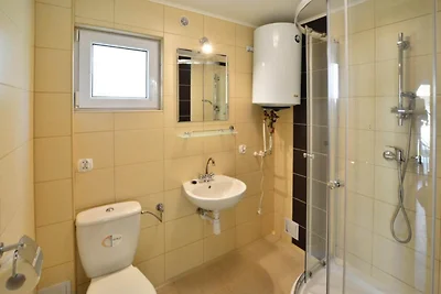 Komfortable Ferienhäuser, Pool und Whirlpool