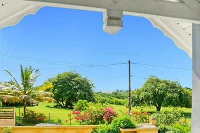 Villa in Saint-François mit Pool & Marina