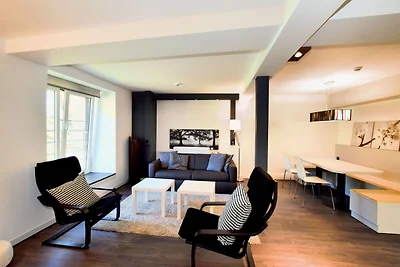 Modern und komfortabel eingerichtete Wohnung