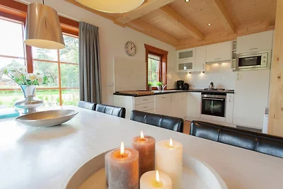 Casa vacanze in legno vicino a...