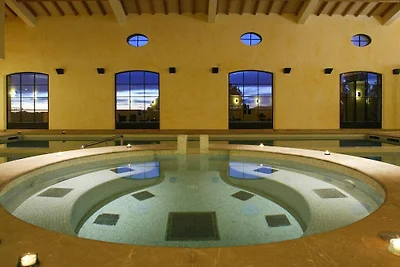 Ferienwohnungen mit Golf, Spa und Pool