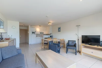 Licht appartement op de 5e verdieping