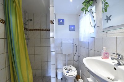Schöner Bungalow am Salzhaff mit Garten