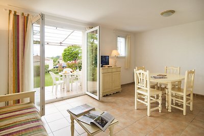 Reihenhaus mit Terrasse oder Loggia im...