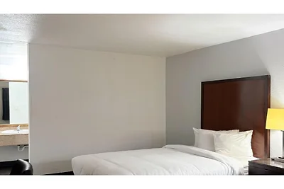 1 letto matrimoniale king size | Vietato...