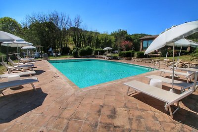 Malerisches Ferienhaus in Assisi mit Pool