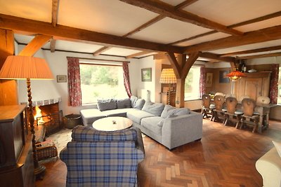 Malerisches Landhaus in Oploo mit Terrasse